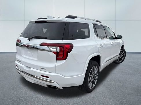 Used 2023 GMC Acadia Denali AWD/4WD image 4