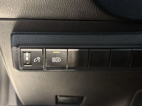 Used 2024 Toyota Corolla LE FWD image 23