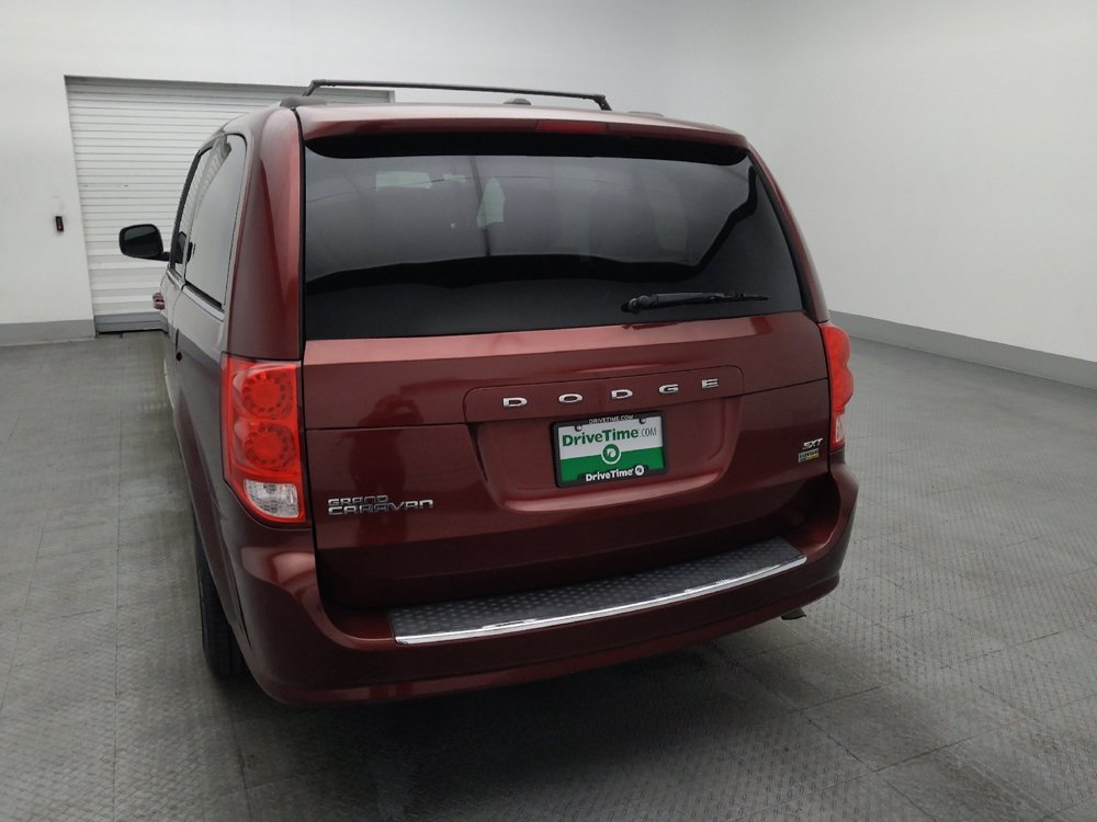 Used 2017 Dodge Grand Caravan SXT FWD image 6