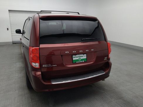 Used 2017 Dodge Grand Caravan SXT FWD image 6