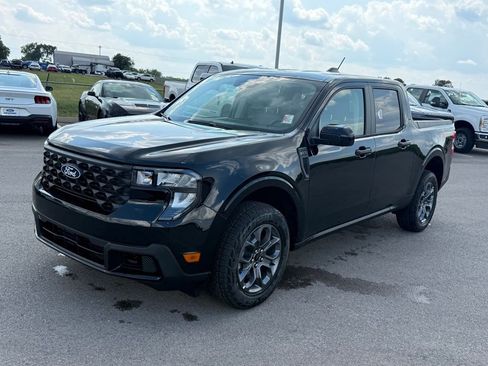 New 2025 Ford Maverick XLT w/ XLT Luxury Package image 40