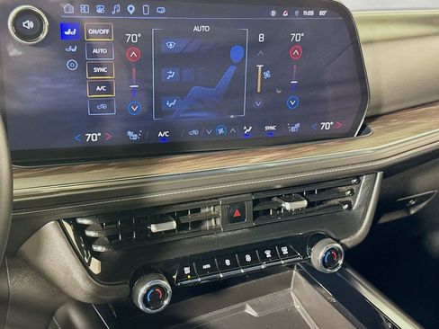 Used 2025 Chevrolet Tahoe LT image 14