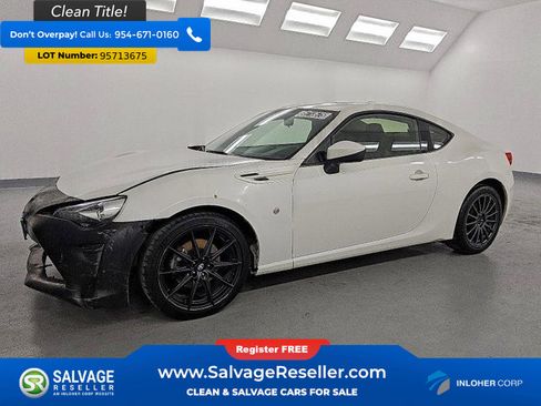 Used 2017 Toyota 86 image 1