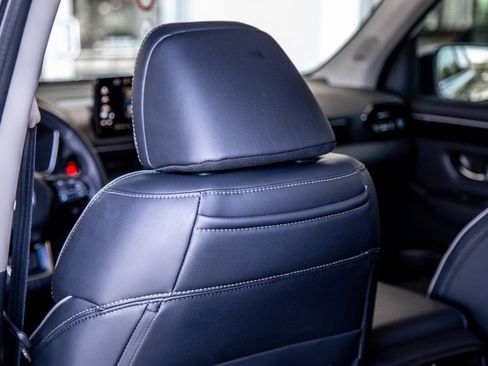 Used 2023 Honda Pilot Elite image 21