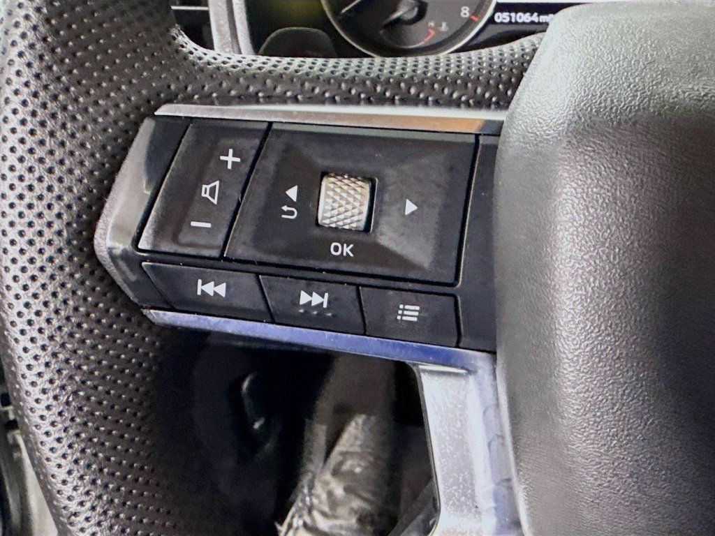 Used 2023 Mitsubishi Outlander SE FWD image 13