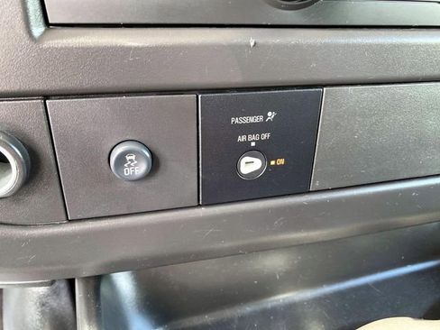 Used 2024 GMC Savana 2500 w/ Driver Convenience Package RWD image 29