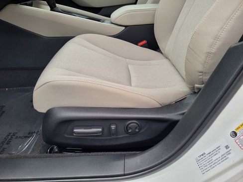 Certified 2024 Honda Accord EX image 14