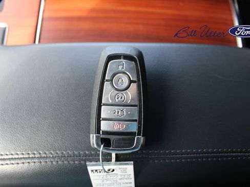 Used 2024 Lincoln Navigator L Premiere image 26