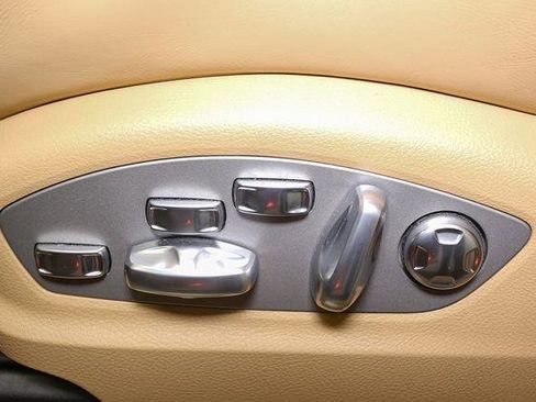 Used 2018 Porsche Macan Turbo image 43