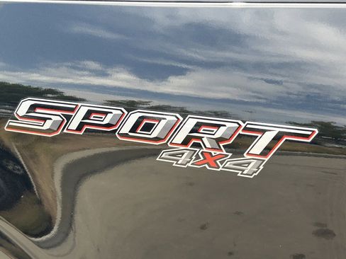 Used 2023 Ford F150 Lariat image 8