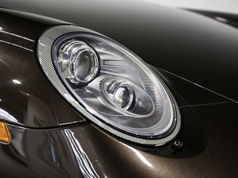 Used 2010 Porsche 911 Carrera S RWD image 38