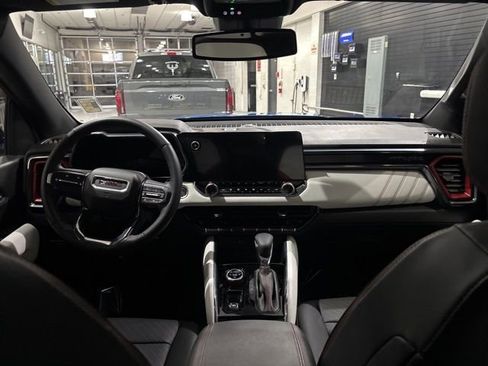 Used 2024 GMC Canyon AT4X w/ AT4X AEV Edition image 33