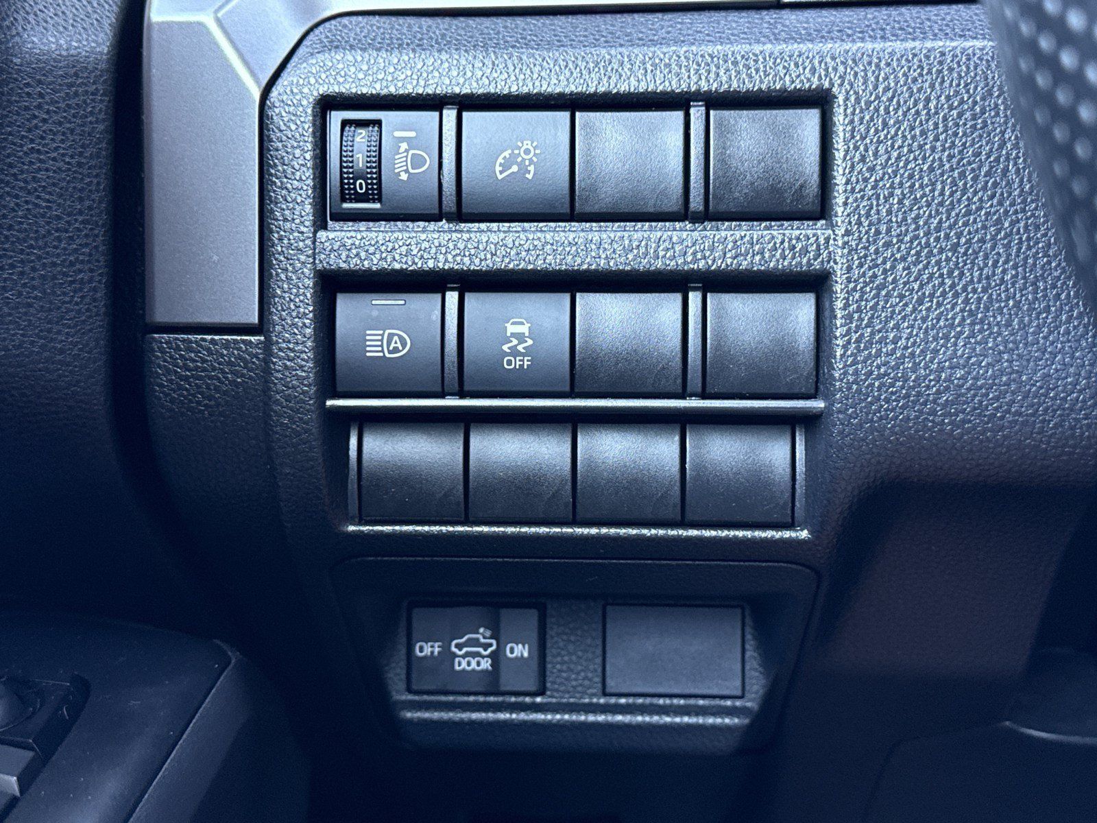 Used 2024 Toyota Tacoma SR5 RWD image 18
