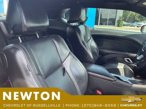 Used 2017 Dodge Challenger SXT Plus RWD image 22
