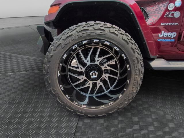 Used 2021 Jeep Wrangler Unlimited Sahara w/ Cold Weather Group AWD/4WD image 13