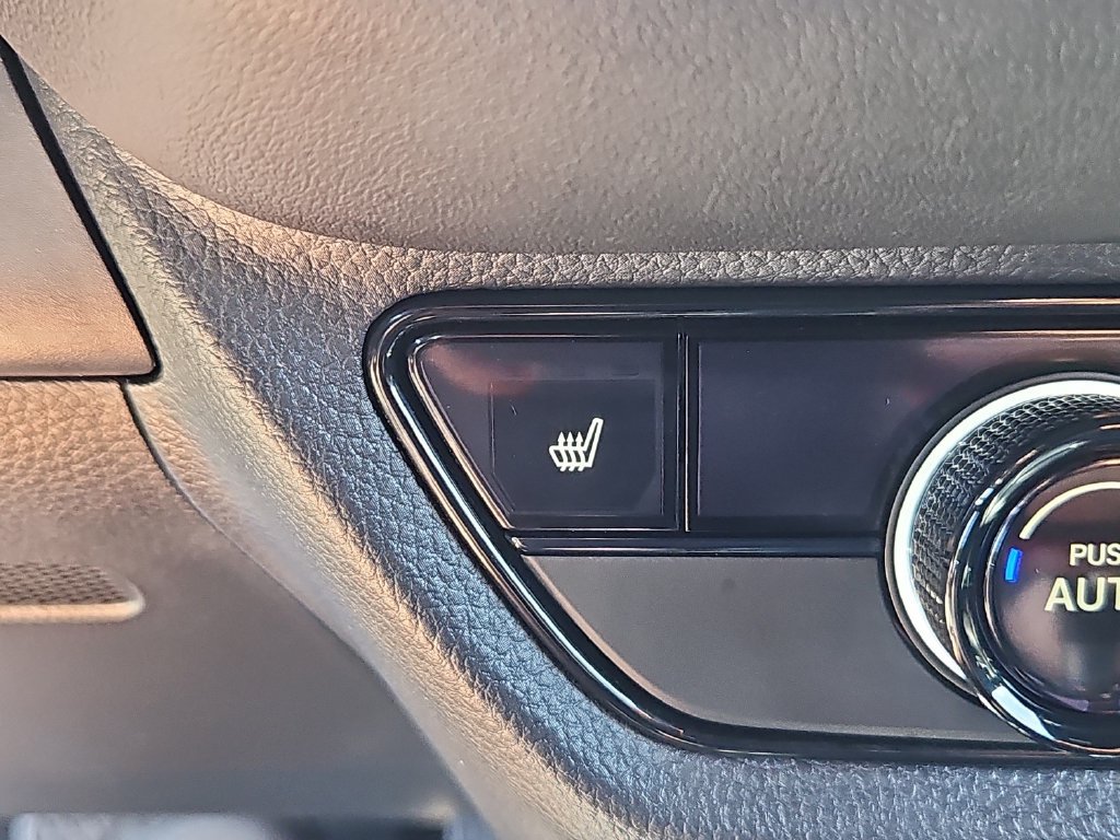 Certified 2025 Honda HR-V Sport image 17