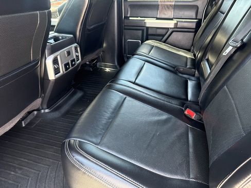 Used 2019 Ford F350 Lariat w/ Lariat Ultimate Package AWD/4WD image 17