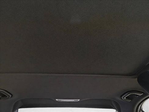 Used 2013 Mercedes-Benz C 250 Sedan image 12