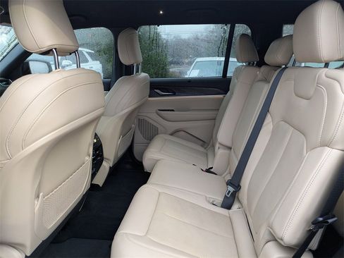 Used 2023 Jeep Grand Cherokee L Limited w/ Luxury Tech Group II image 12