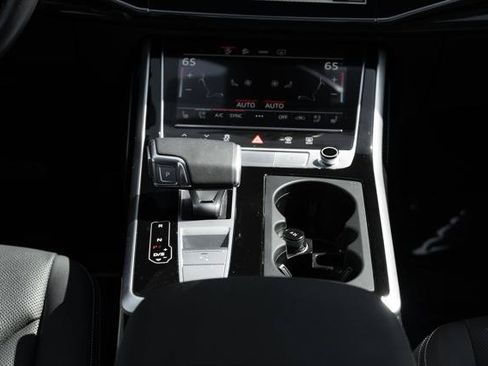 Certified 2025 Audi Q7 3.0T Premium Plus w/ Premium Plus Package AWD/4WD image 17