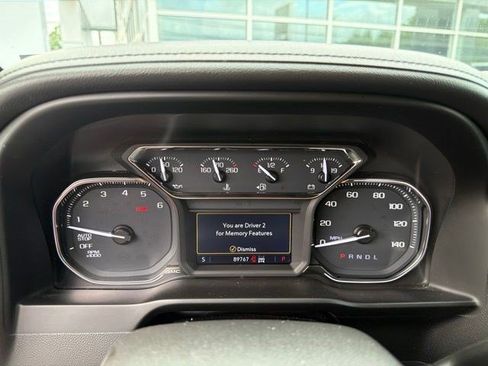 Used 2019 GMC Sierra 1500 SLT w/ SLT Premium Plus Package AWD/4WD image 15