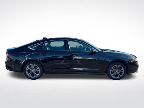 Used 2023 Honda Accord EX image 6