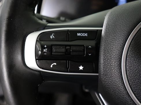 Used 2024 Kia Sportage EX FWD image 40