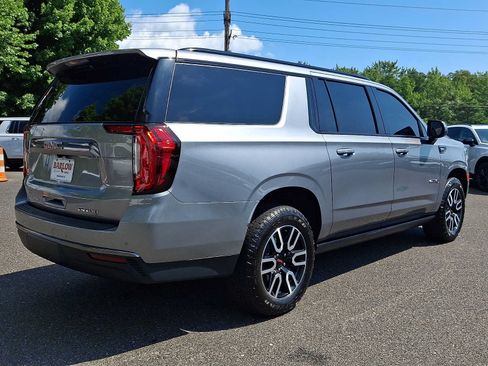 Used 2023 GMC Yukon XL AT4 AWD/4WD image 6
