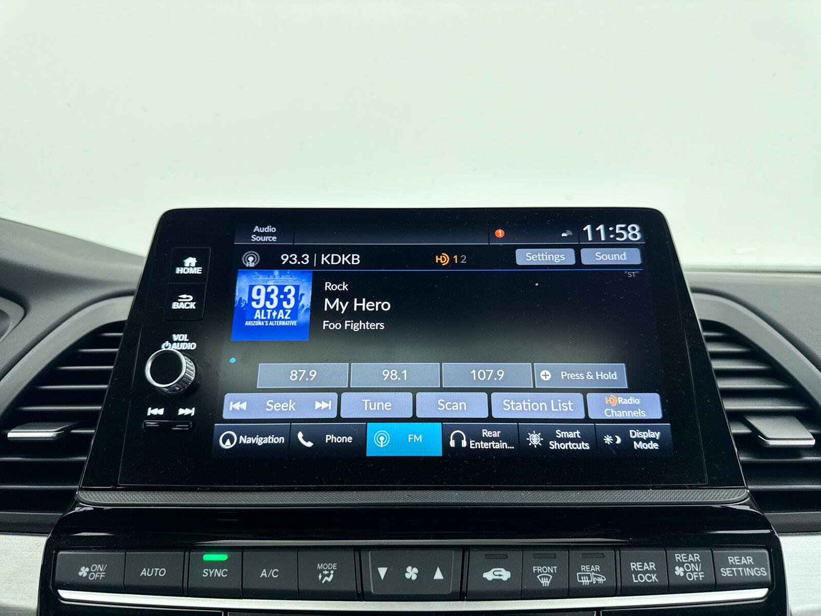 Used 2025 Honda Odyssey Touring image 23