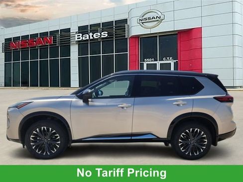 New 2026 Nissan Rogue Platinum AWD/4WD image 3