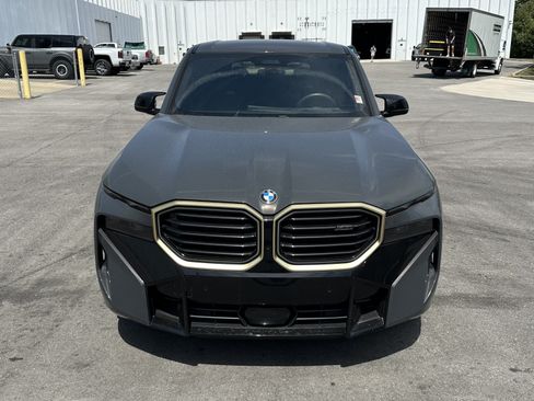 Used 2025 BMW XM AWD/4WD image 3