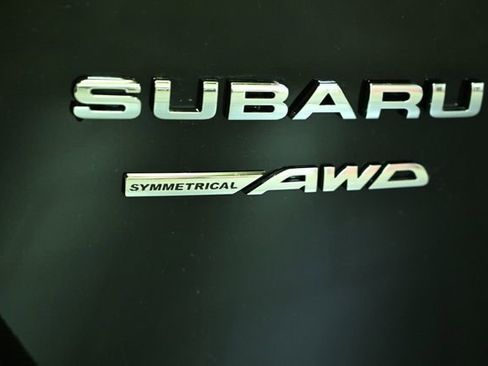 Used 2025 Subaru Outback Premium image 12