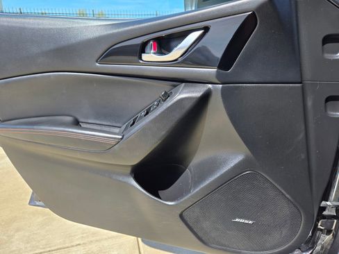 Used 2014 MAZDA MAZDA3 s Grand Touring FWD image 23