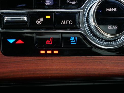 Used 2022 Lincoln Aviator Reserve w/ Elements Package Plus image 28