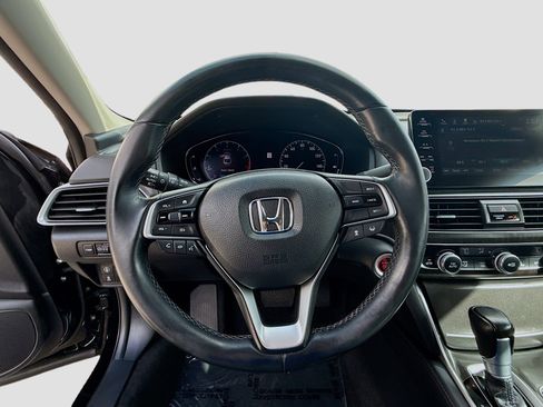 Used 2018 Honda Accord EX-L image 10