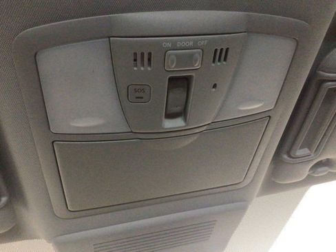 Used 2018 Nissan Armada Platinum w/ Captain Seat Package AWD/4WD image 18