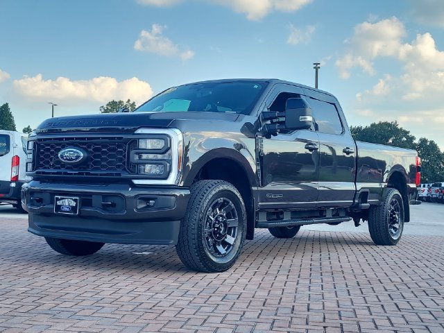 Used 2024 Ford F250 Lariat w/ Sport Appearance Package AWD/4WD image 34