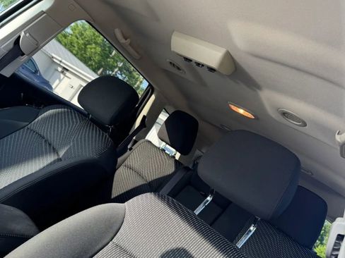 Used 2019 Dodge Journey SE FWD image 24