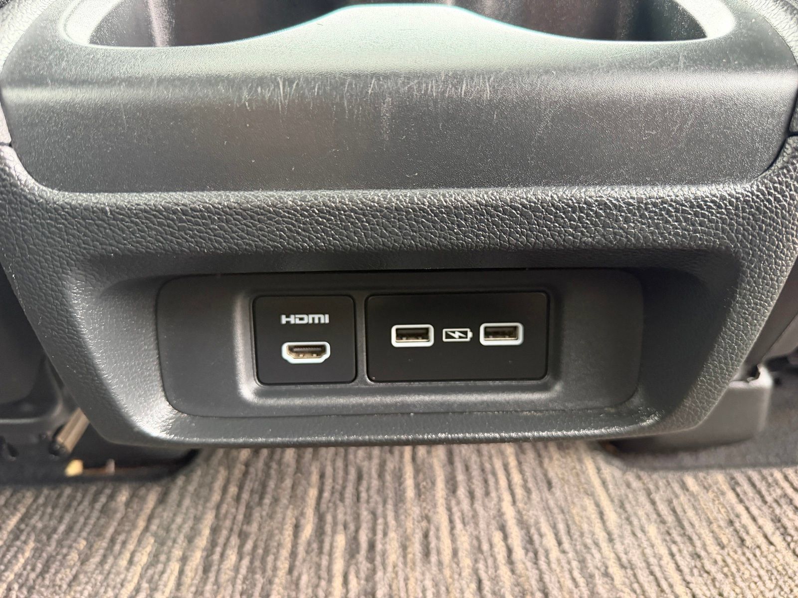 Used 2023 Honda Odyssey Elite image 38