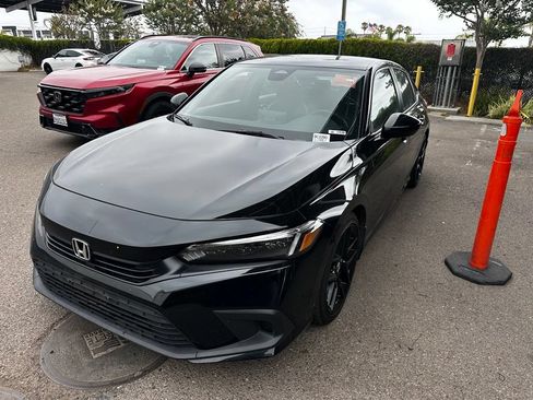 Used 2023 Honda Civic Sport image 12