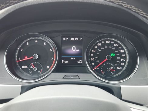 Used 2021 Volkswagen Atlas SE image 16