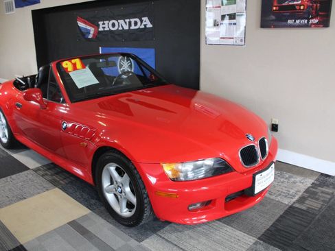 Used 1997 BMW Z3 2.8 RWD image 1