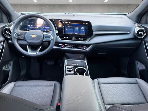 Certified 2026 Chevrolet Equinox LT w/ Convenience Package II image 20