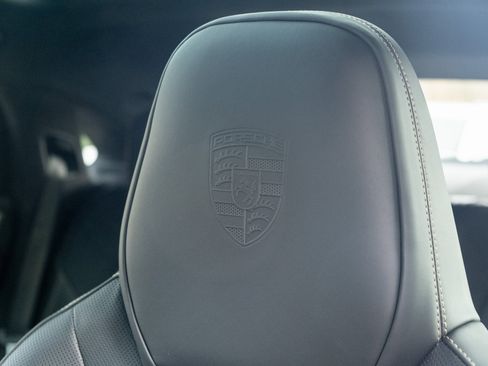 Certified 2025 Porsche Cayenne S image 20