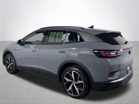 Certified 2023 Volkswagen ID.4 Pro S image 9