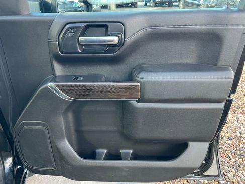 Used 2021 Chevrolet Silverado 1500 LT image 24