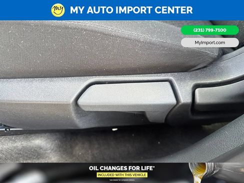 Used 2025 Nissan Kicks S AWD/4WD image 12