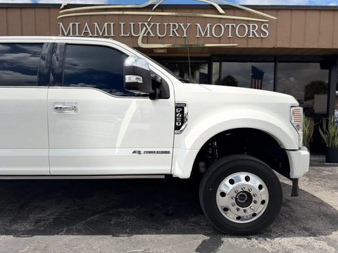 Used 2022 Ford F450 Platinum w/ FX4 Off-Road Package AWD/4WD image 15