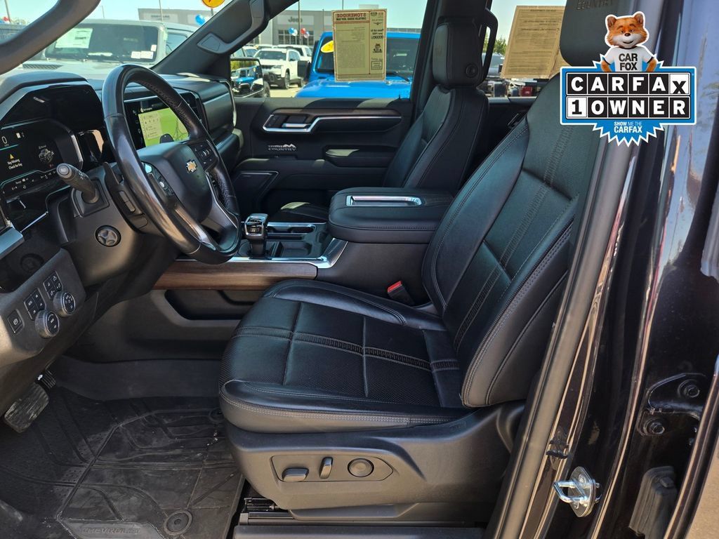 Used 2022 Chevrolet Silverado 1500 High Country w/ High Country Premium Package AWD/4WD image 19