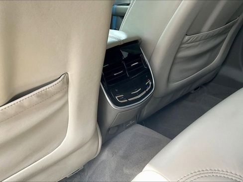Used 2014 Cadillac XTS Platinum AWD/4WD image 10